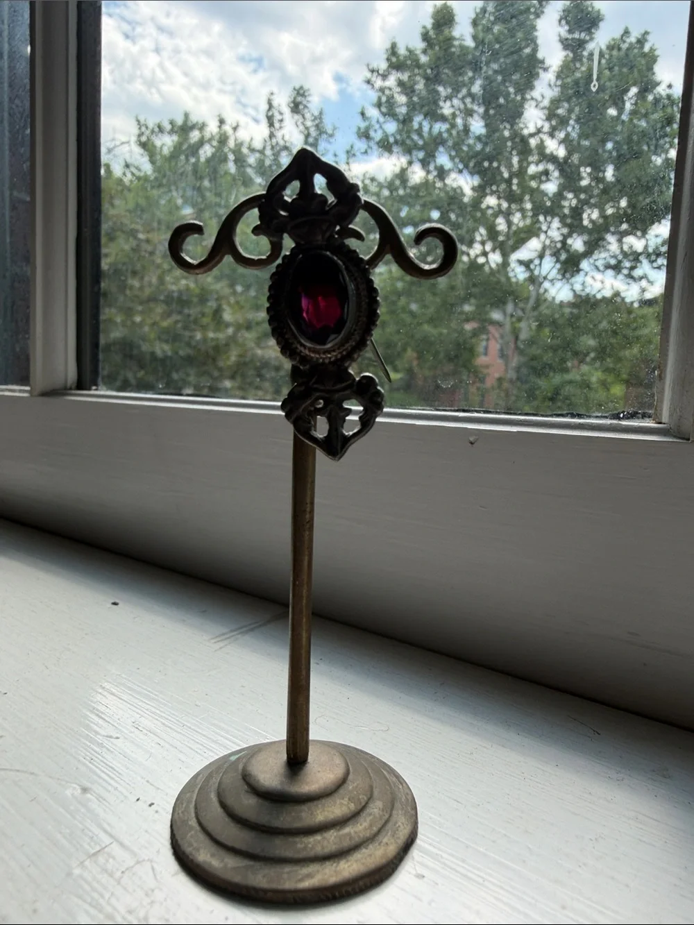 Vintage silver and garnet brooch